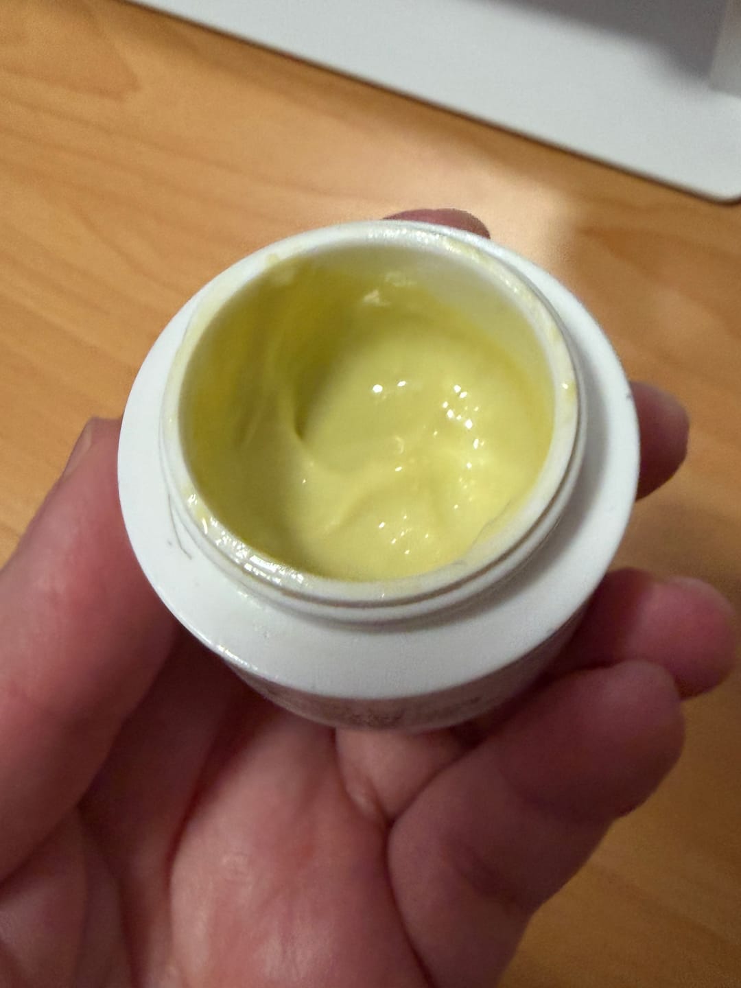Customer photo review of Avokado Bomb Eye Cream