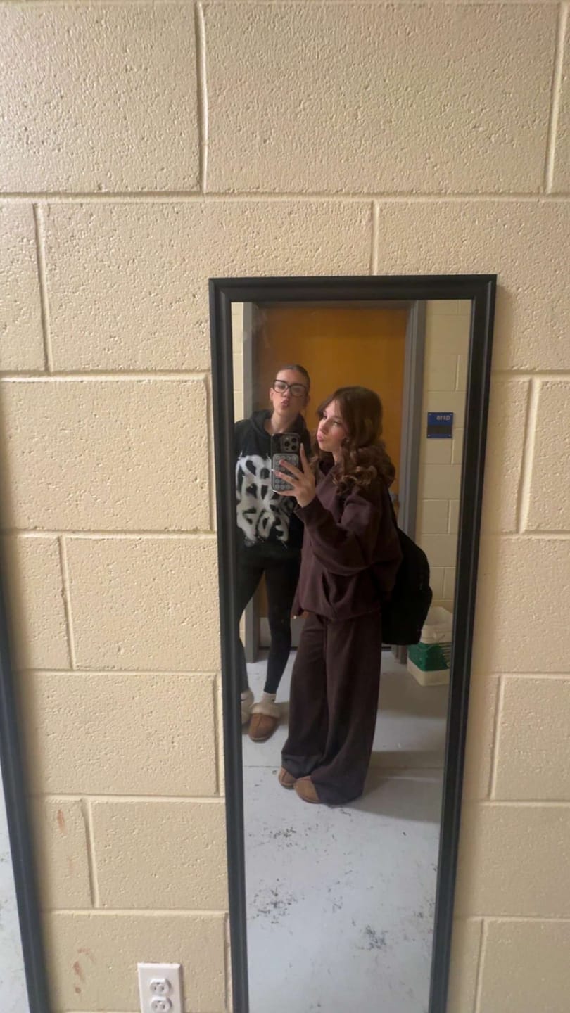Customer photo review of Aelfric Eden Abstract Graphic Hoodie