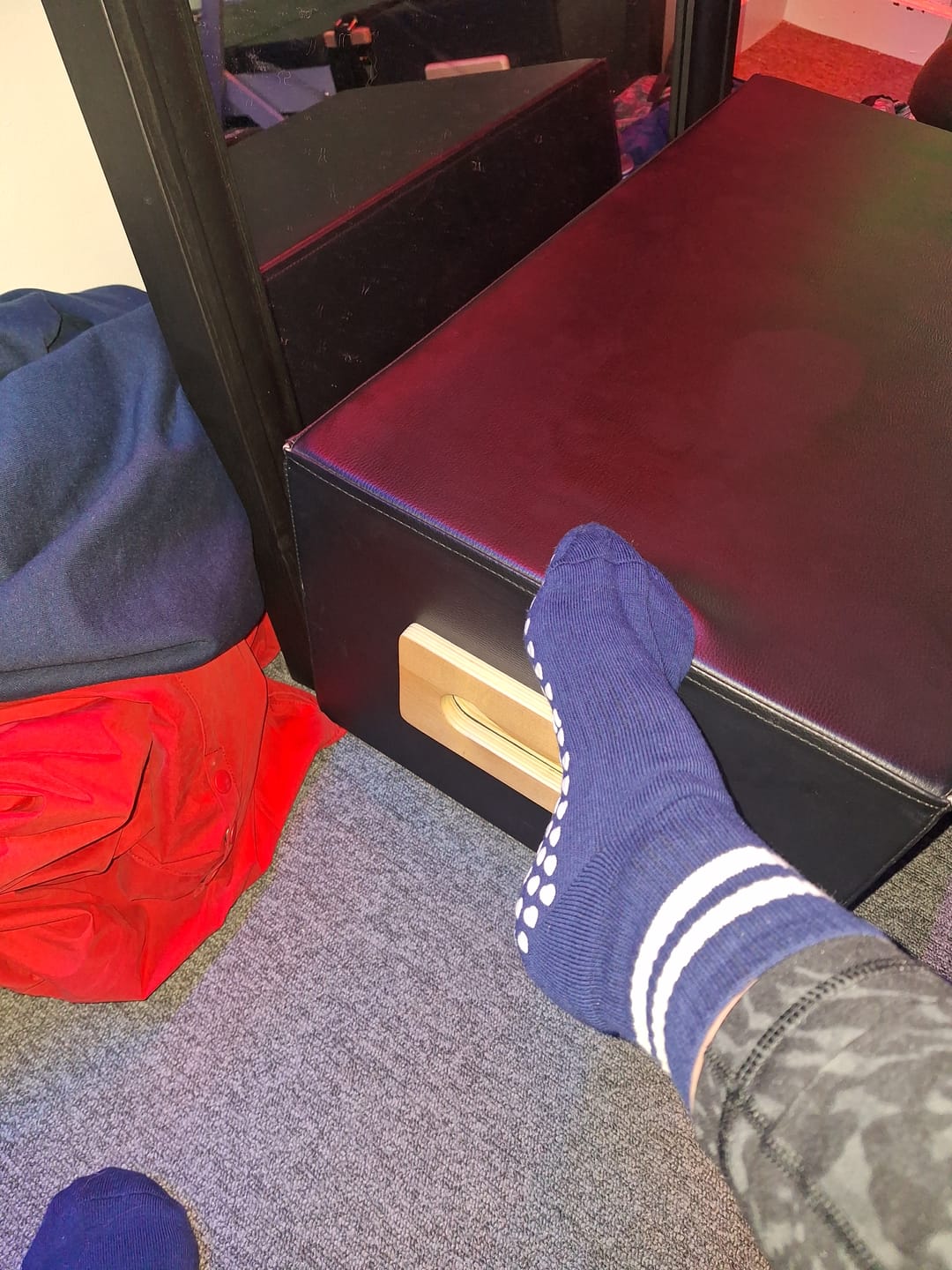 Customer photo review of Dual-Direction Grip Stripes - Navy