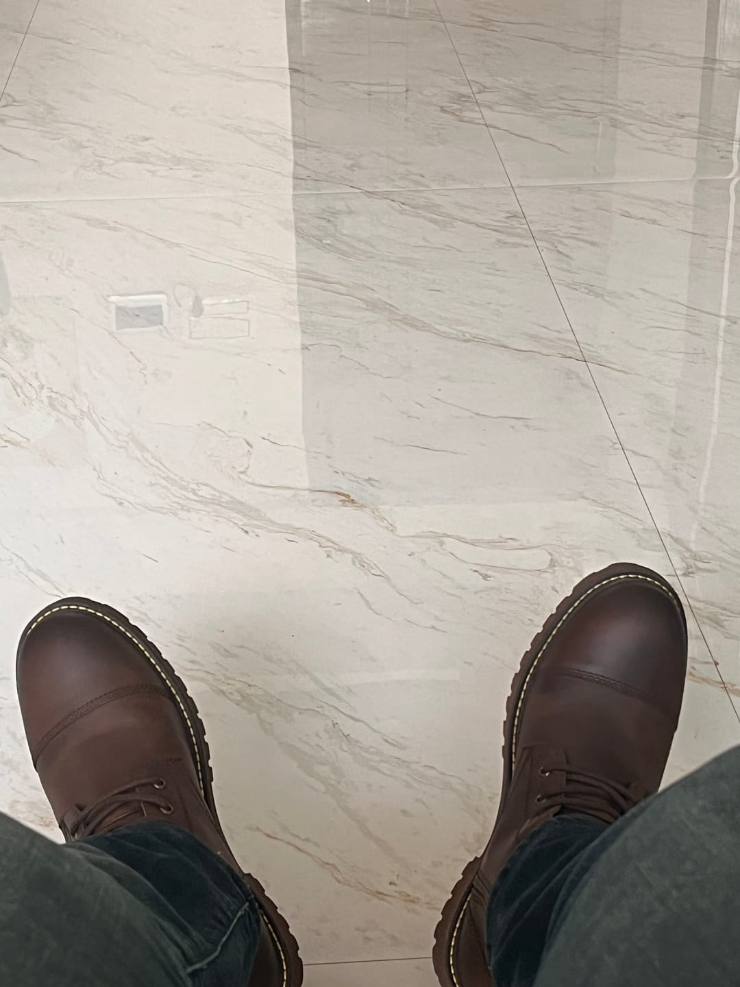 Customer photo review of boots brute mocha