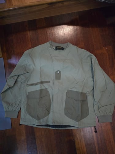 Customer photo review of Retro Japanese Style Stand-up Collar Zip-up Jacket