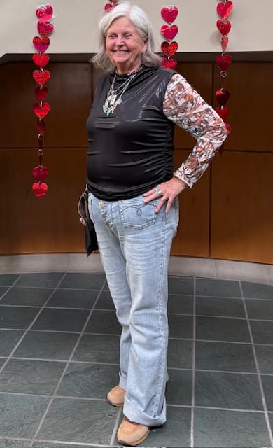 Customer photo review of Judy Blue Mid Rise Button Fly Flares With Embroidered Pockets