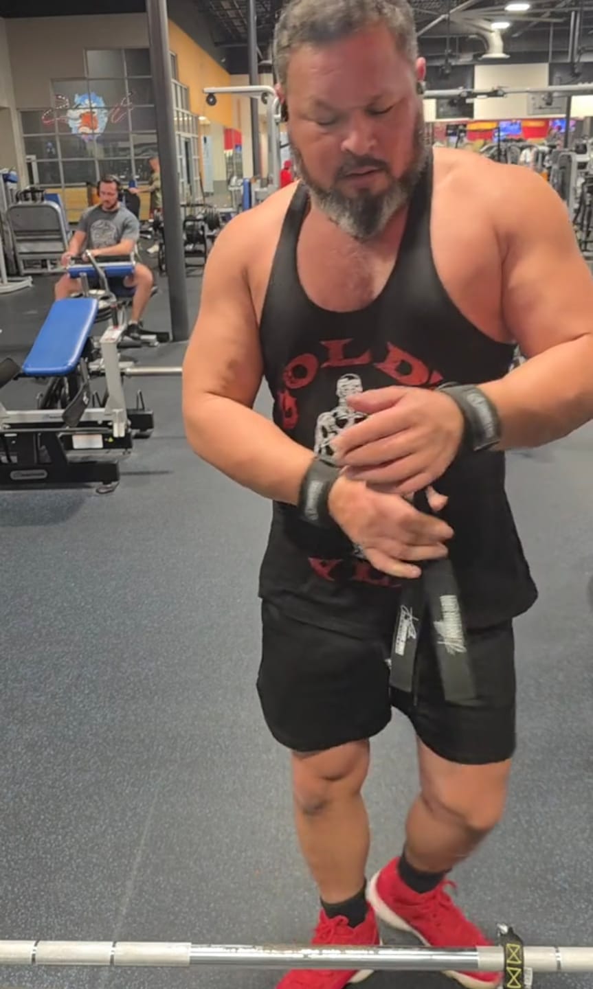Customer photo review of 3003 - Gold's Iron Legacy Icon Stringers