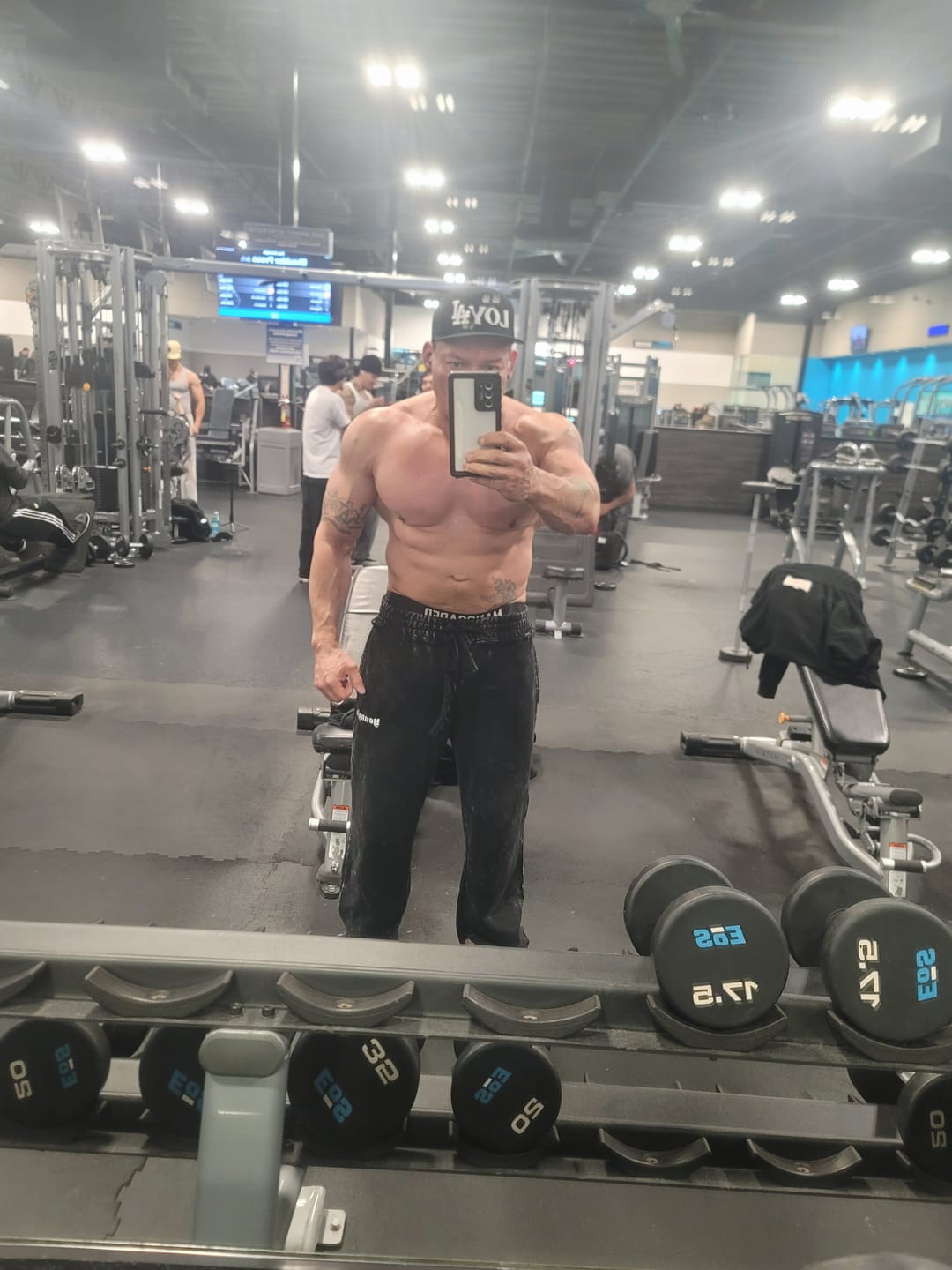 Customer photo review of 2087 - Stud Sweats