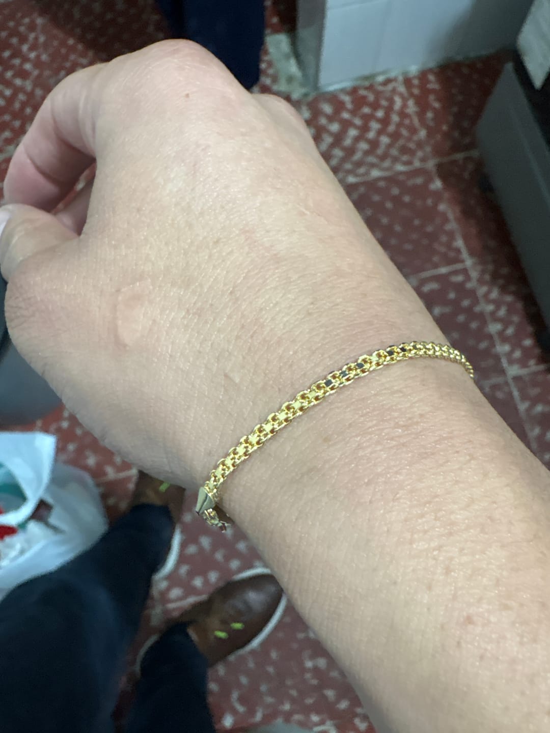 Customer photo review of Pulsera Bismarck en Oro laminado 18k