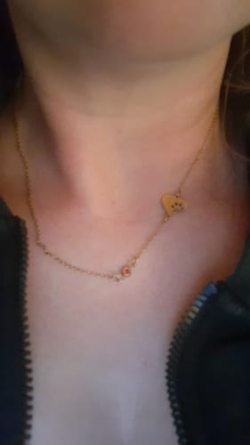 Customer photo review of Collana personalizzata con zampa, cuore e nome