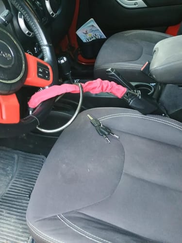 Customer photo review of STEERGUARD™ Steel Cable Steering Wheel Lock