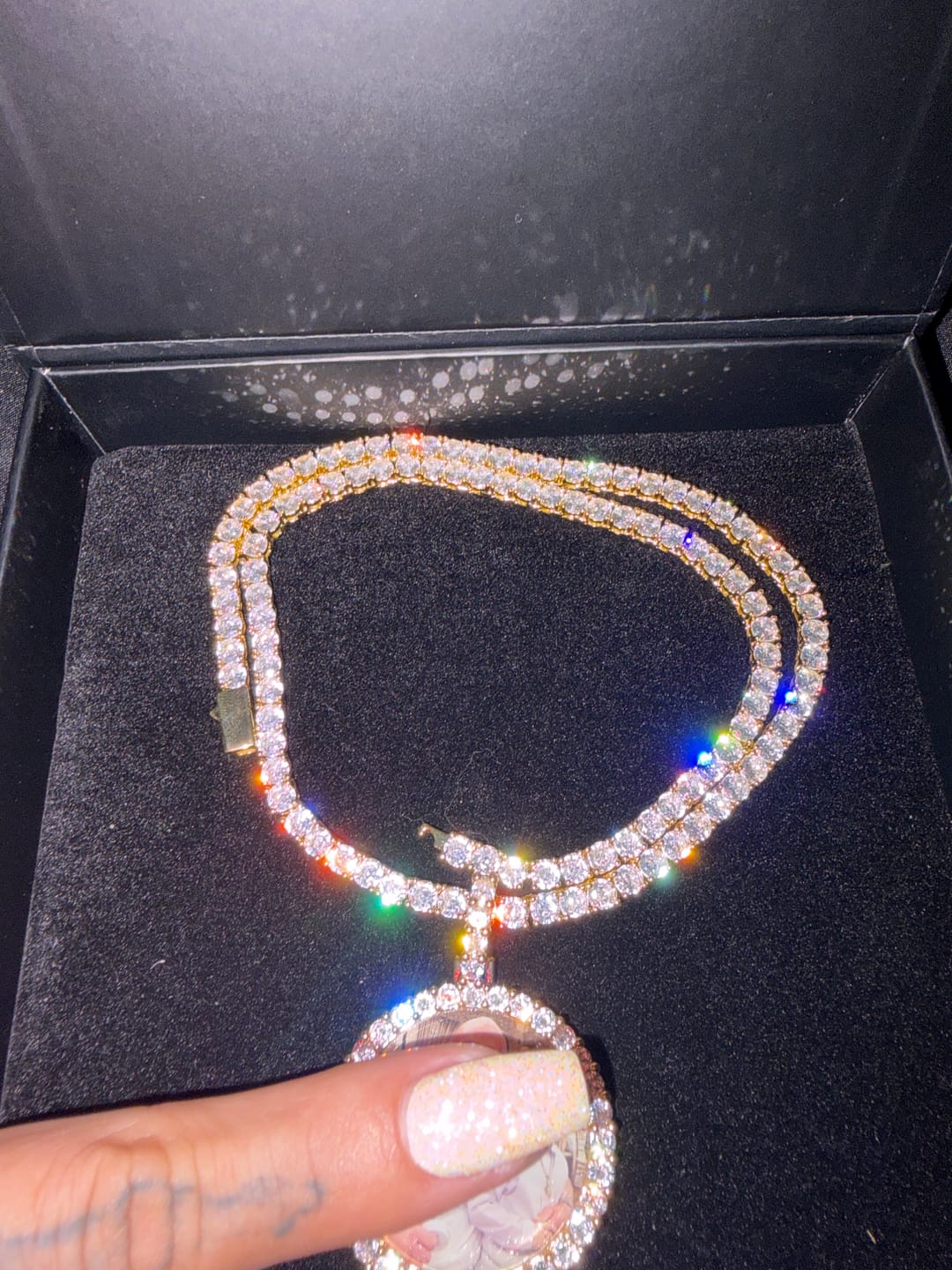 Customer photo review of 3D CIRCLE CUSTOM PICTURE PENDANT SMALL SIZE