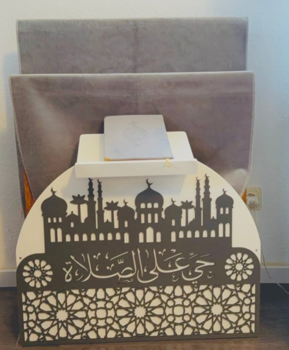 Customer photo review of Wooden Prayer Rug and Mat Holder and Quran Stand