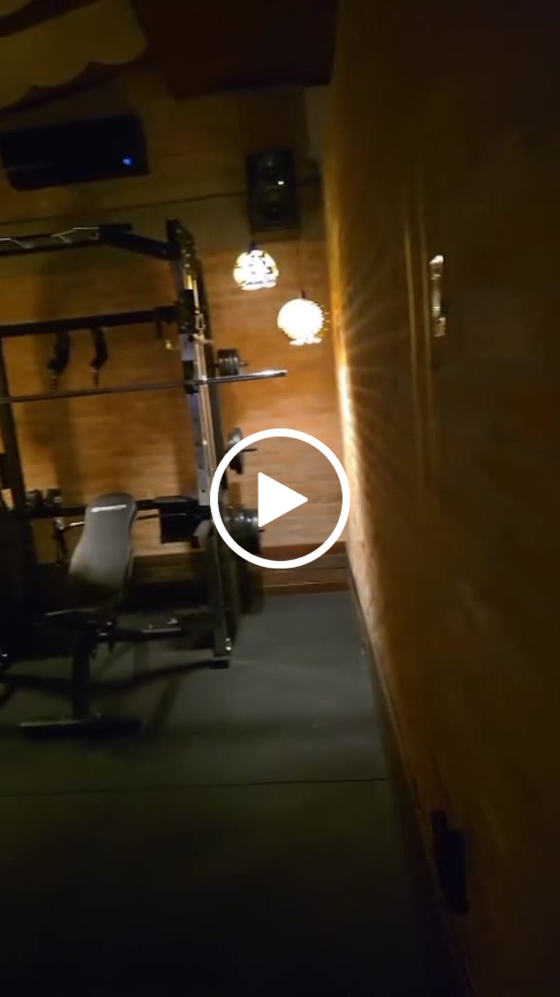 Customer video review of Estação Mega Rack Crossover Com Polia Móvel