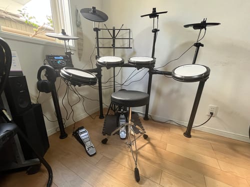 Customer photo review of Donner DED-200X 5ドラム 4シンバル 電子ドラム