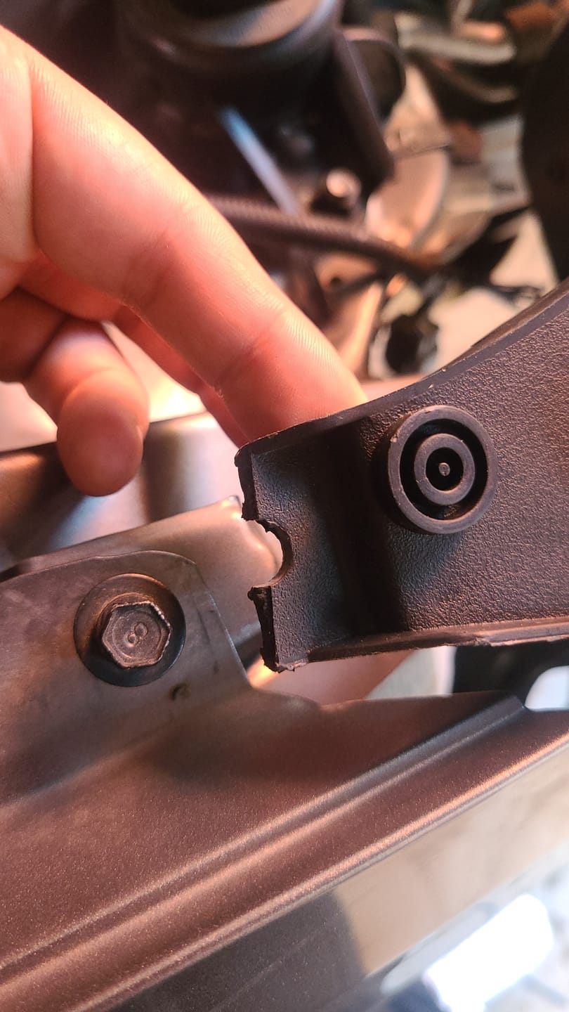 Customer photo review of Optico Derecho Kia Soluto 2019 a 2025 Alternativo 92102H7000