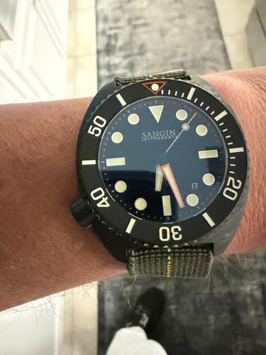 Customer photo review of Titan