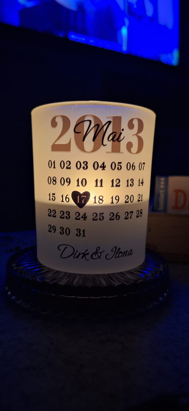 Customer photo review of Unser Tag - Personalisiertes Teelicht