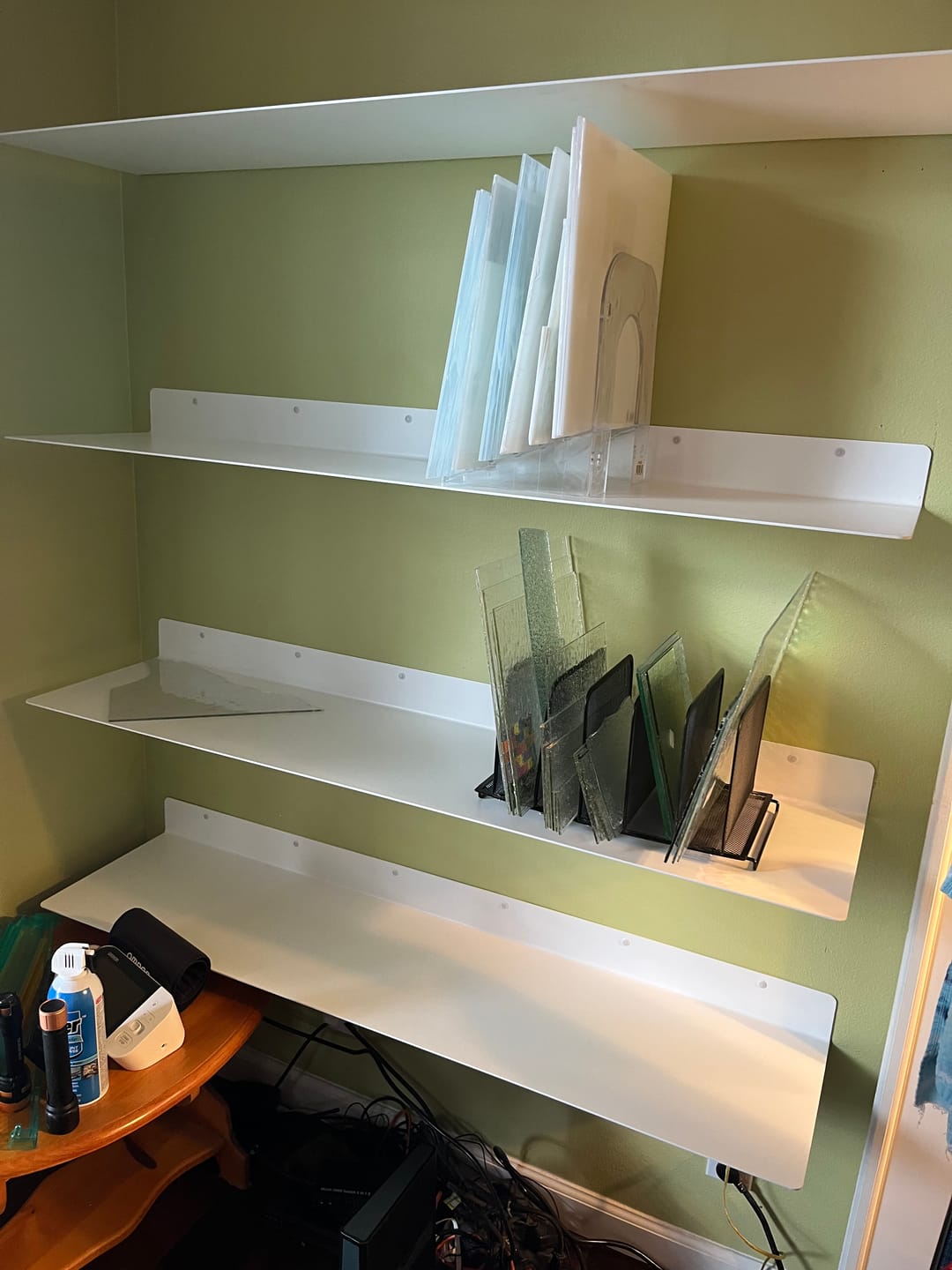 Customer photo review of Modern Metal Floating Shelves
