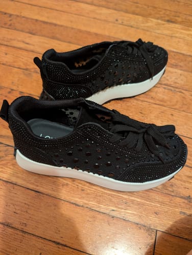 Customer photo review of Stride Grace Black
