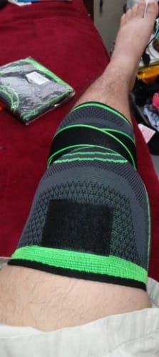 Recensione con foto di un cliente su HeroX KneeGuard - Ginocchiera