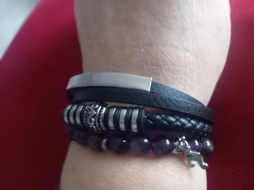 Customer photo review of Lederarmband "Proud"