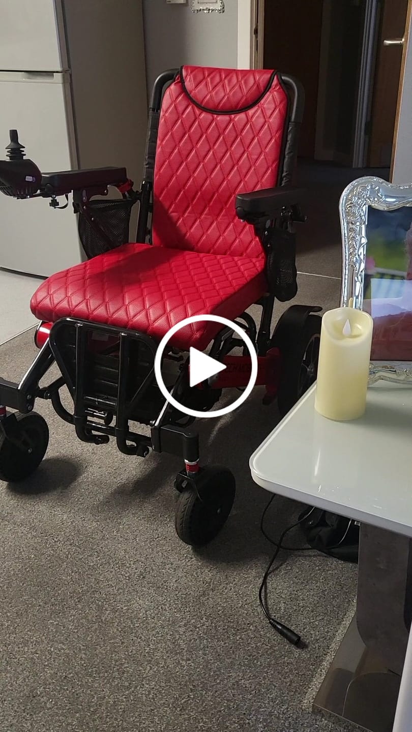 Customer video review of Luxury Leather Seat Cushion Cover for Freedom Pro, Freedom Elite, Y20 Luxe and Voyager 185 Electric Wheelchair
