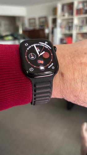 Customer photo review of Magnet Strap