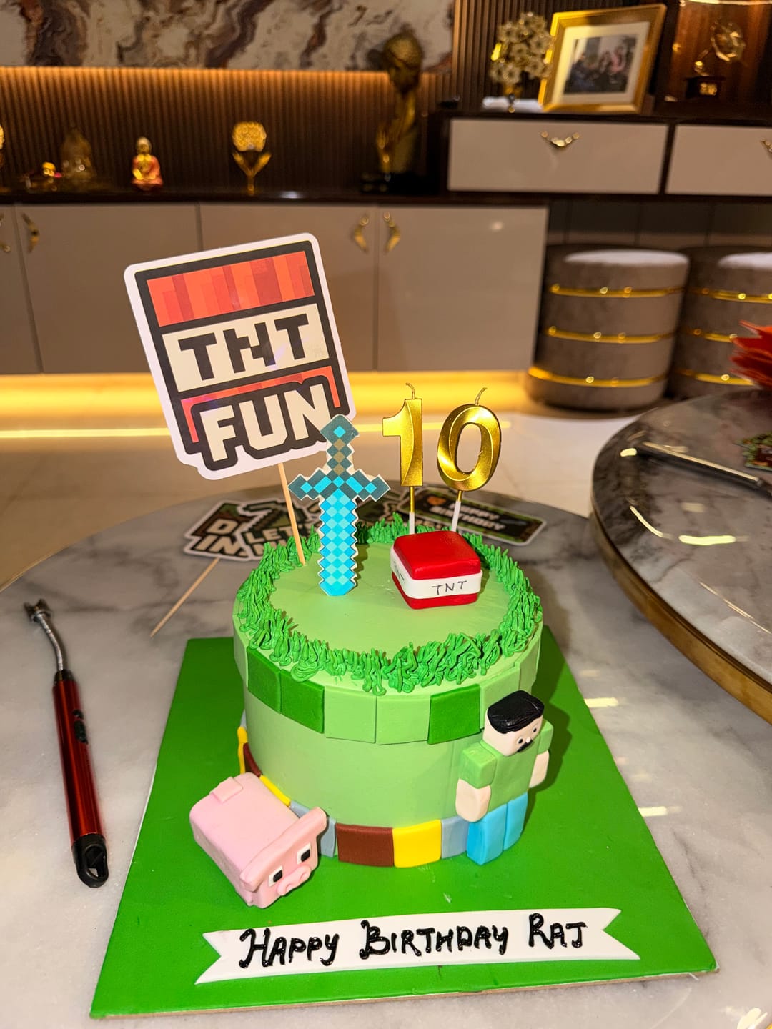 Customer photo review of Minecraft Sword Cake