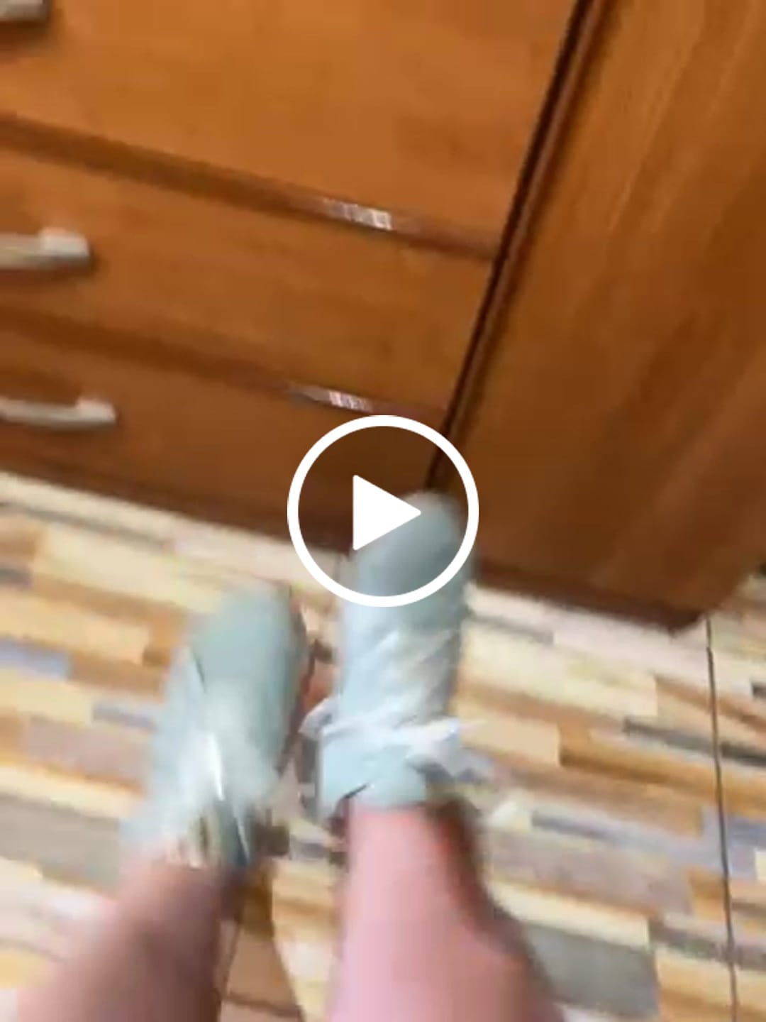 Customer video review of ZAPATILLA LEMMY VERDE AGUA