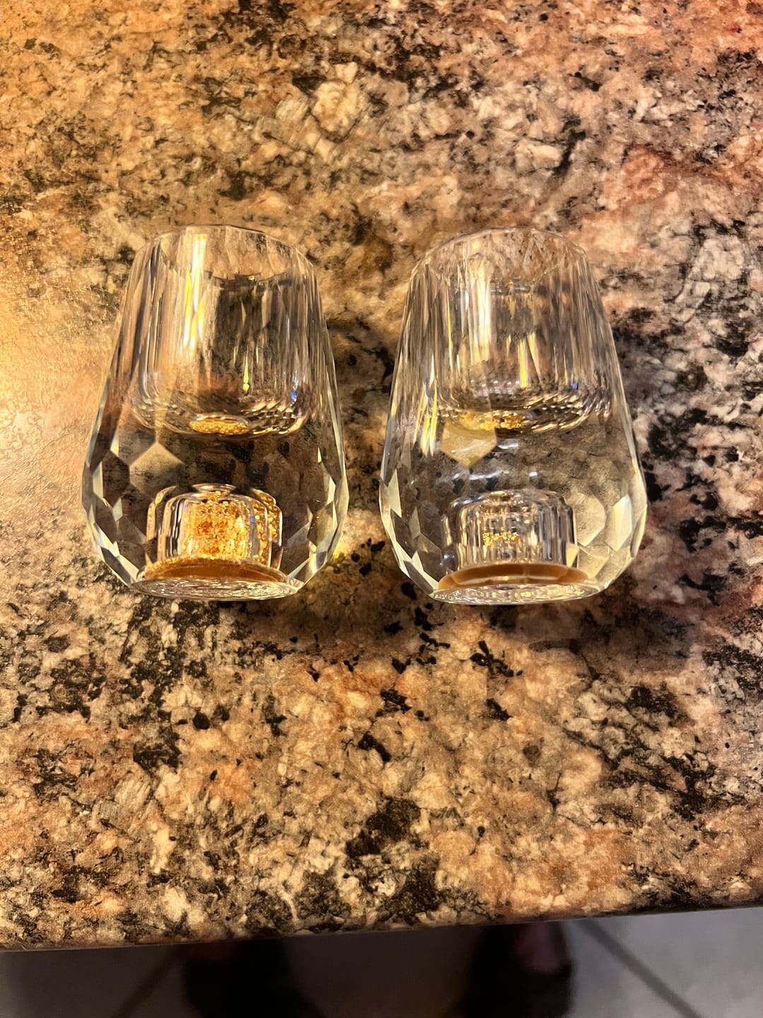Customer photo review of Kin – Japanese Gold Foil Glass (1+1 Free)