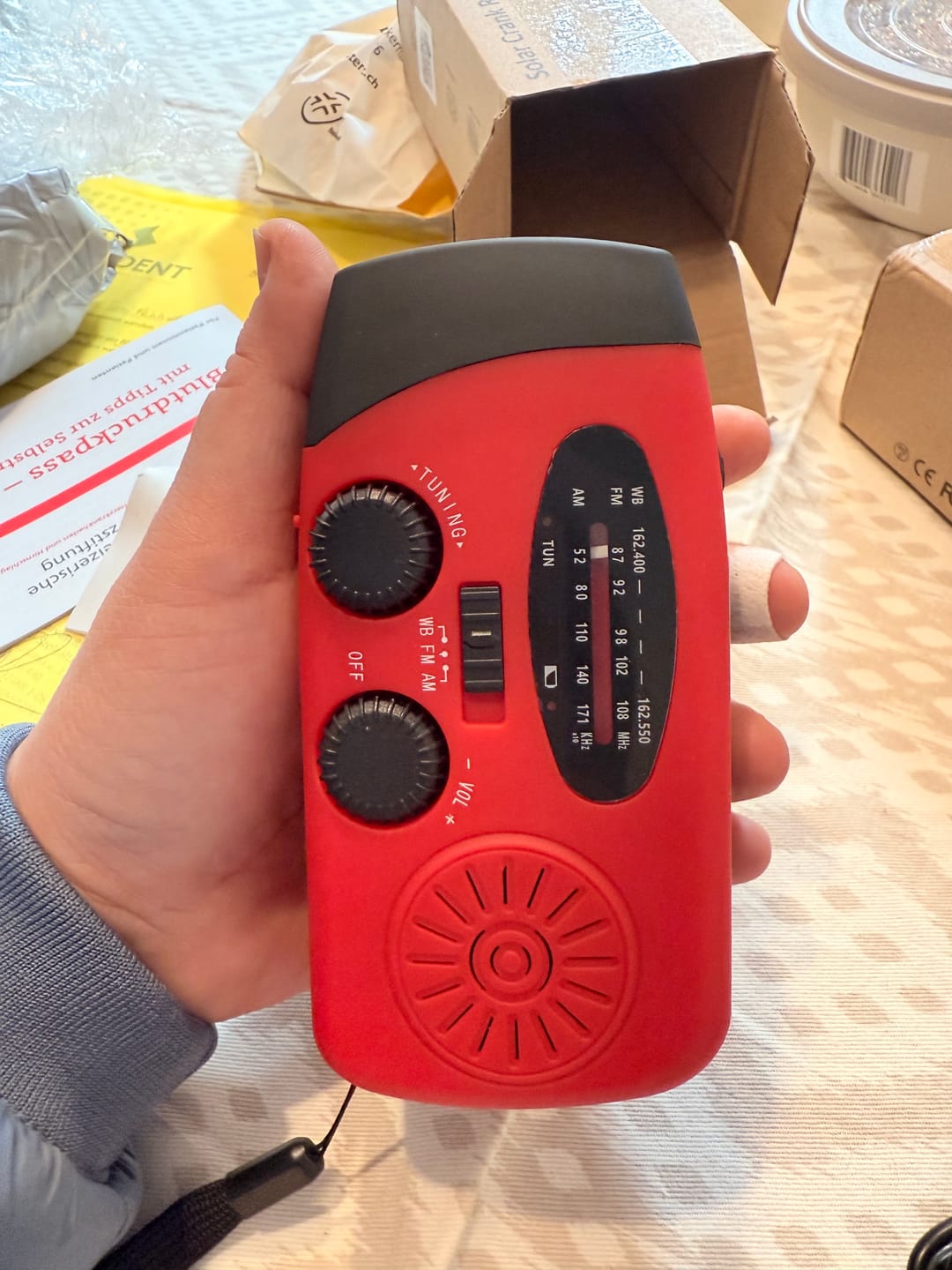Customer photo review of Notfall All in One Radio – Energie und Information in Blackout Notfällen