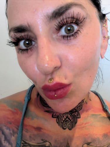 Customer photo review of LASHCOCA!NE PLUS - Wimpernserum