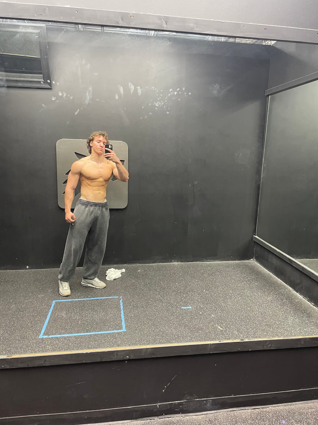 Customer photo review of 2069 - Elevated Essentials - Baggy Joggers