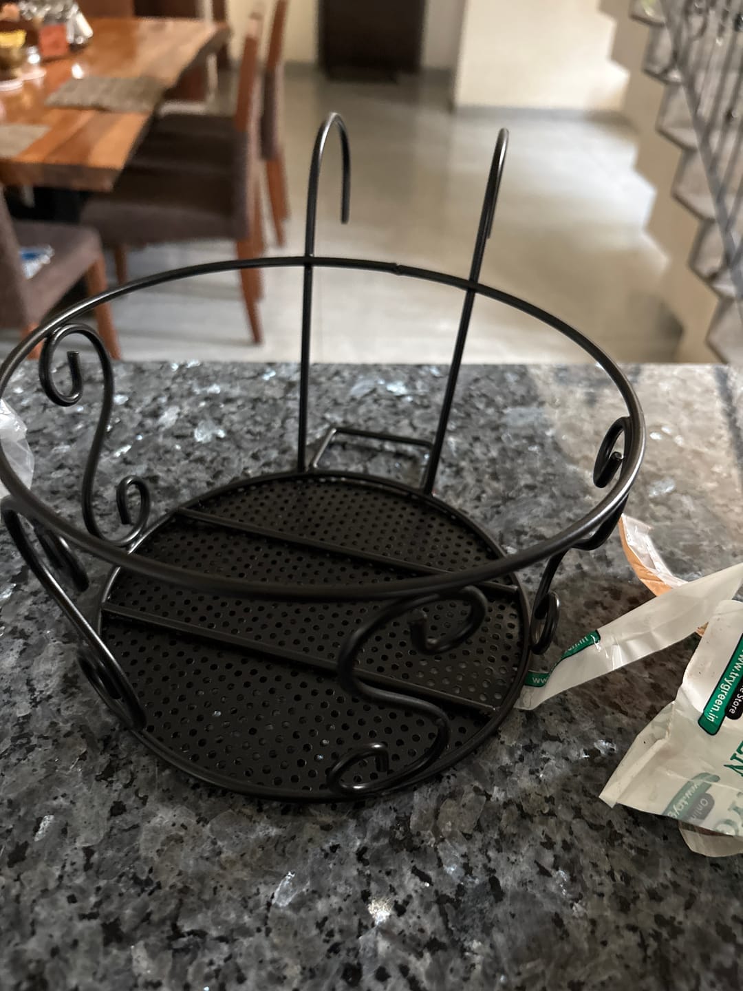 Customer photo review of TryGreen – Owra Metal Railing Stand for Balcony & Railing Decor