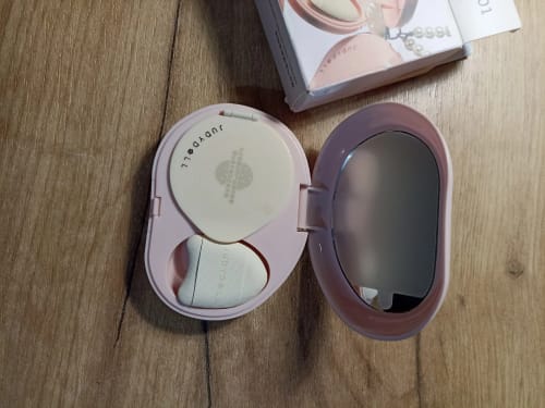 Customer photo review of JUDYDOLL Little Pearl Highlighting Concealer Cushion