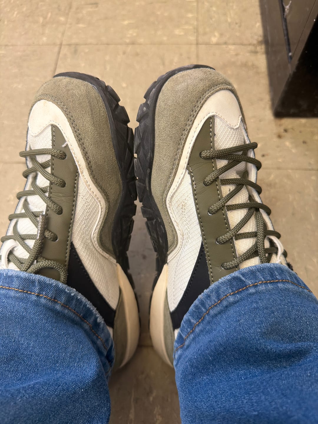 Customer photo review of Hollow - Wide Toe Sneakers