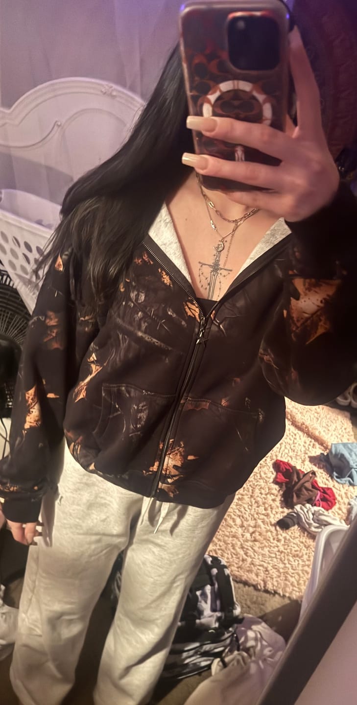 Customer photo review of W533 Flashback Zip Hoodie