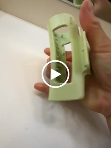 Customer video review of cloud clip