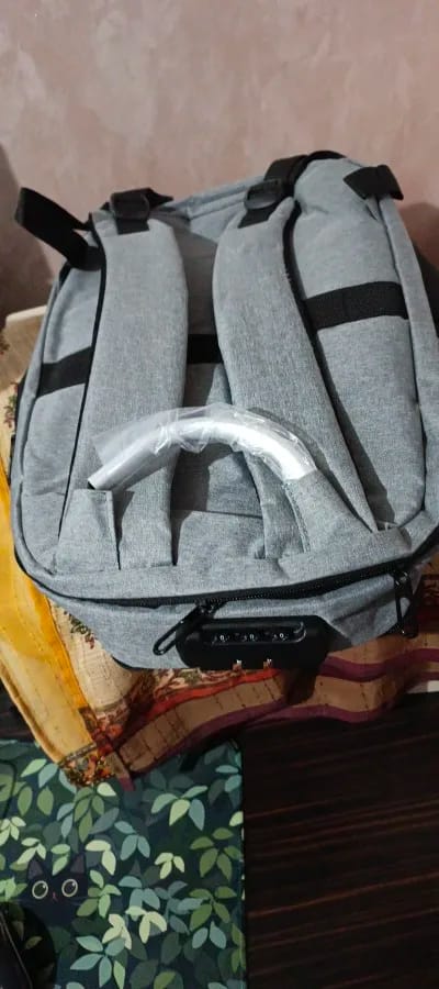 Customer photo review of Sac à Dos Ordinateur Homme Antivol (15.6 pouces)