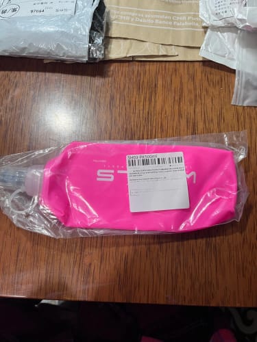 Recensione con foto di un cliente su HeroX RunBottle - Borraccia