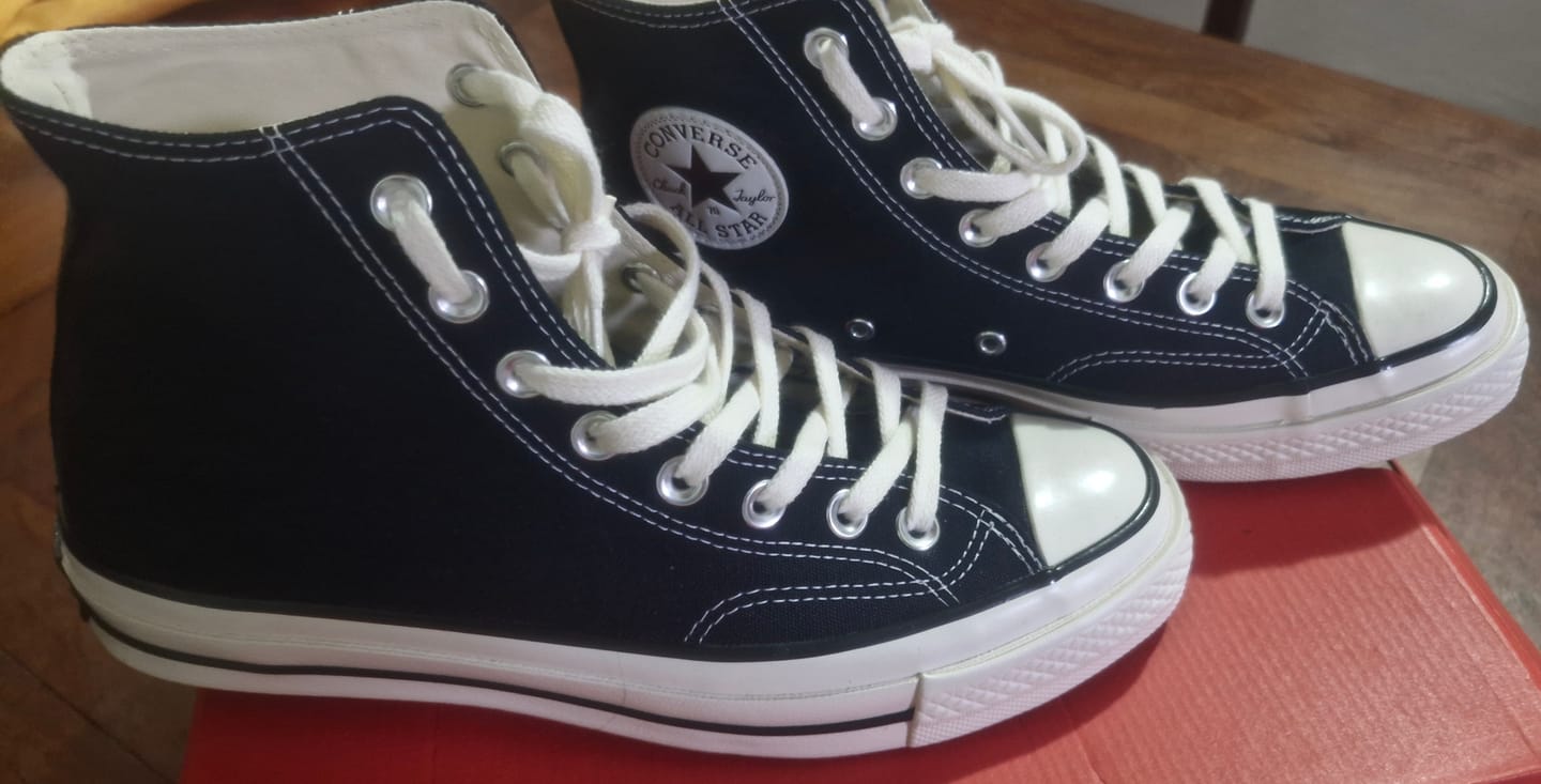 Customer photo review of Zapatillas Converse Chuck 70 Hi Negro Blanco