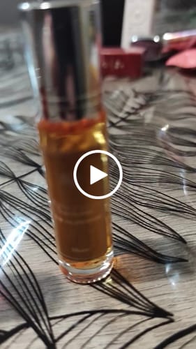 Customer video review of Elixir Aux Phéromones