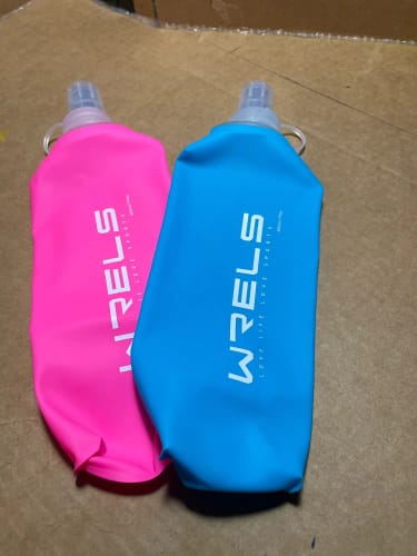 Recensione con foto di un cliente su HeroX RunBottle - Borraccia