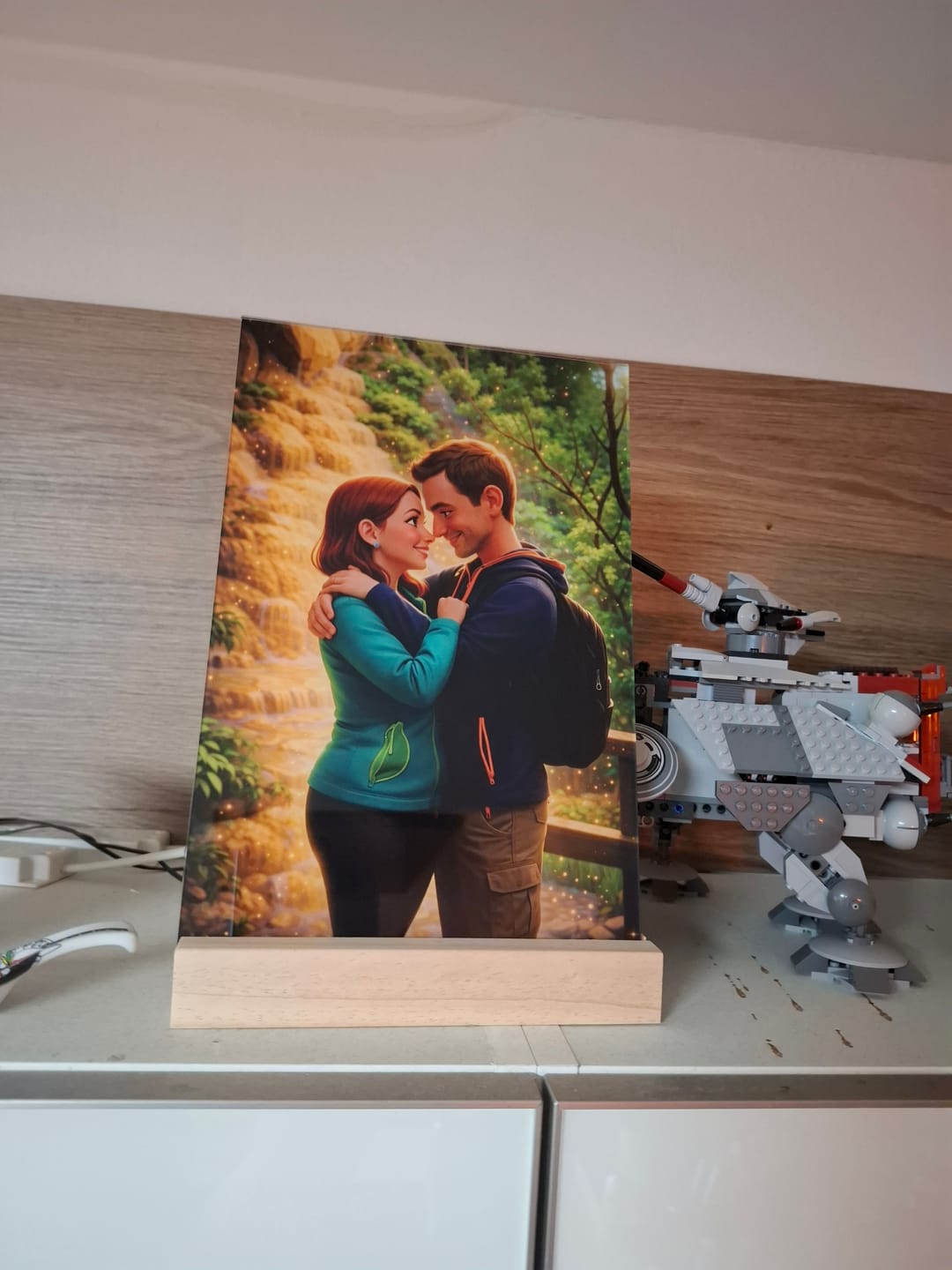 Customer photo review of Cartoon Love - Personalisierter Acrylaufsteller mit Cartoon-Effekt