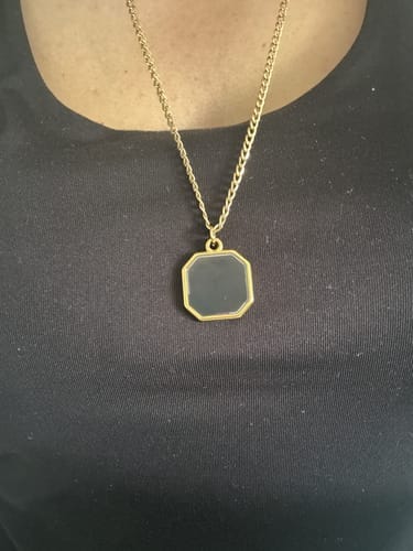 Customer photo review of Colar com Foto Secreta Personalizado