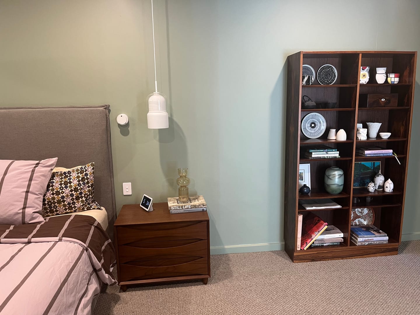 Customer photo review of Pamplona Bedside