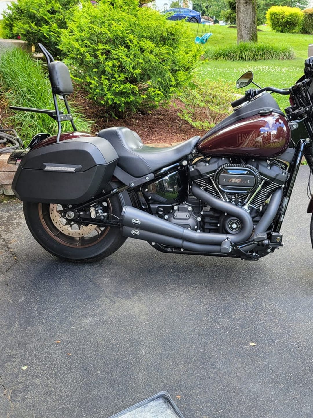 Customer photo review of 32L - Darkin Large Quick Mount Leather Wrapped Hard Saddlebags for Harley Softail Low Rider S FXLRS