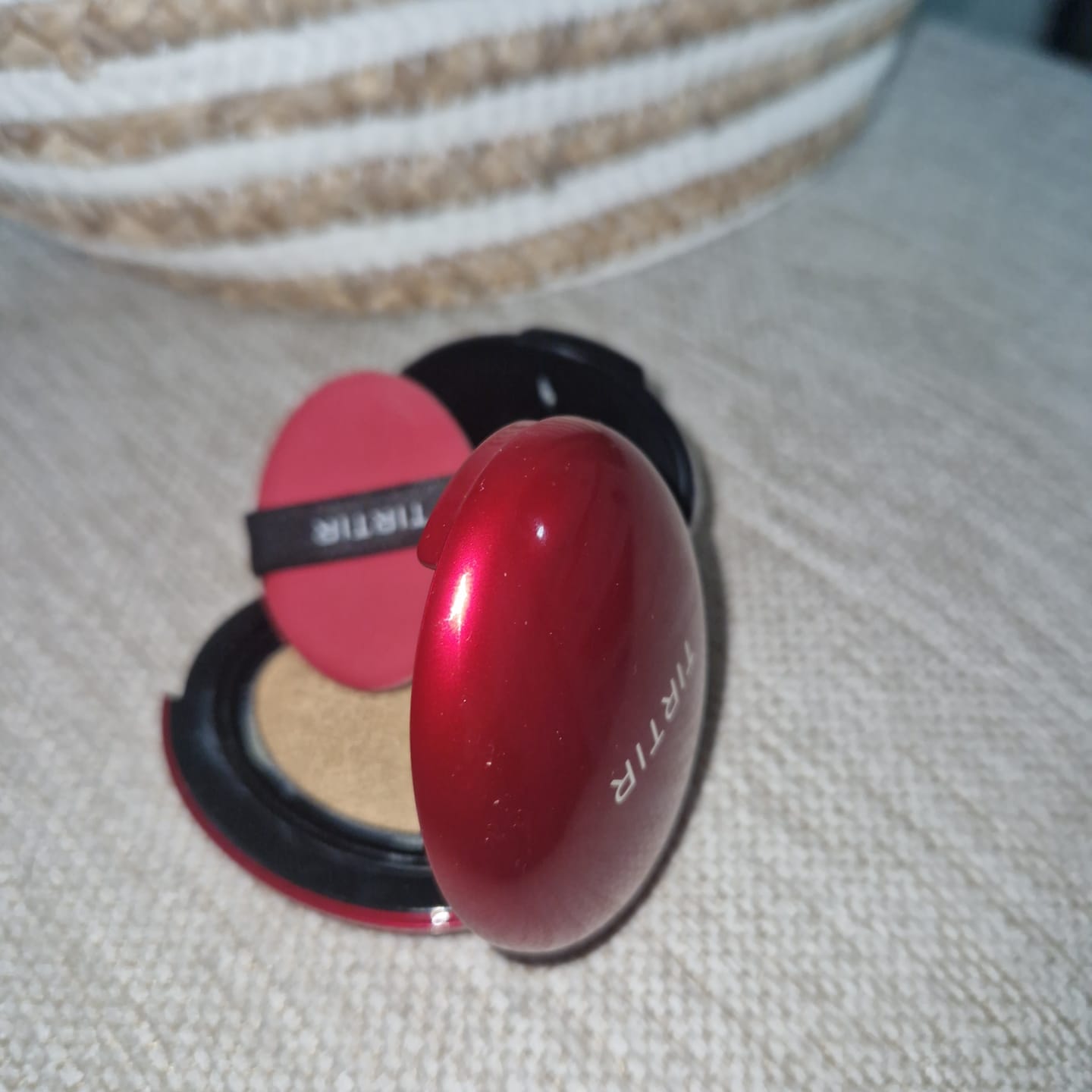 Customer photo review of Noturīgs kušons ar daļēji matētu noslēguma akcentu TIRTIR Mask Fit Red Cushion SPF40 PA++