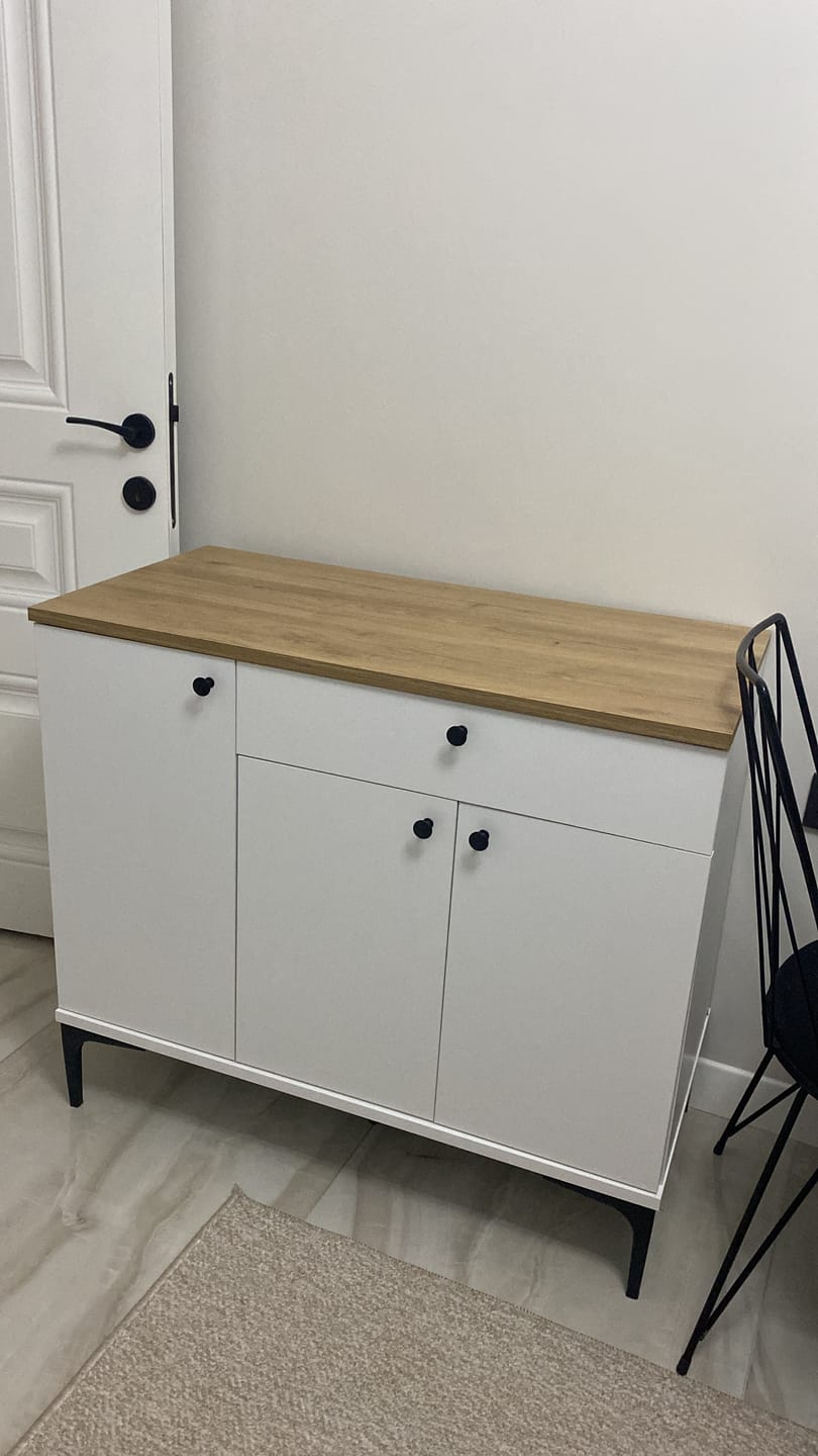 Customer photo review of Rani JE194 Kahve Köşesi Çok Amaçlı Dolap 3 Kapaklı 1 Çekmeceli Kiler Mutfak Dolabı Beyaz - Sepet Ceviz