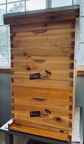Customer photo review of MayBee Hives Wax-Coated 10 Frame 2 Layer Honey Bee Hives Include 1 Deep Hive Box and 1 Medium Super Bee Box,Suitable for Langstroth Beehive