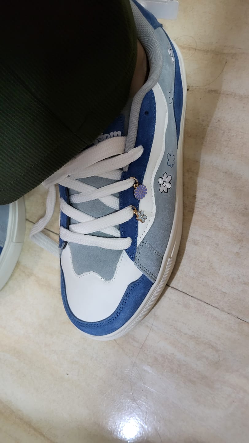 Customer photo review of BLOSSOM