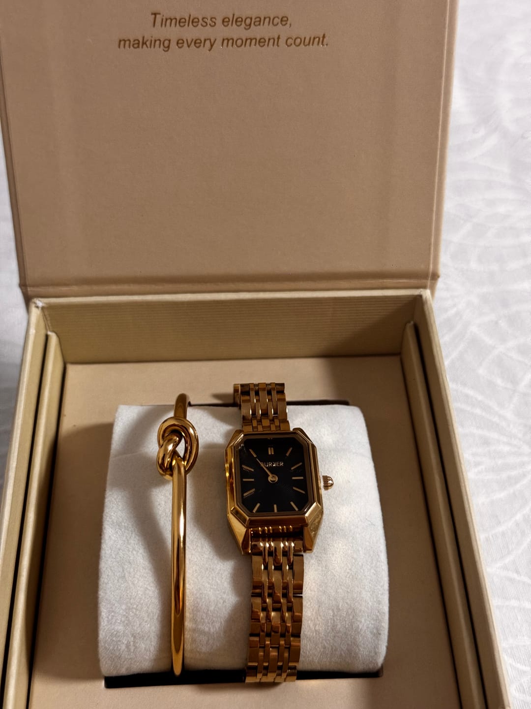 Customer photo review of Isabell Petite Gold Black