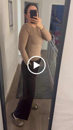 Customer video review of LONGSLEEVE CASHMERE LIGHT versch. Farben